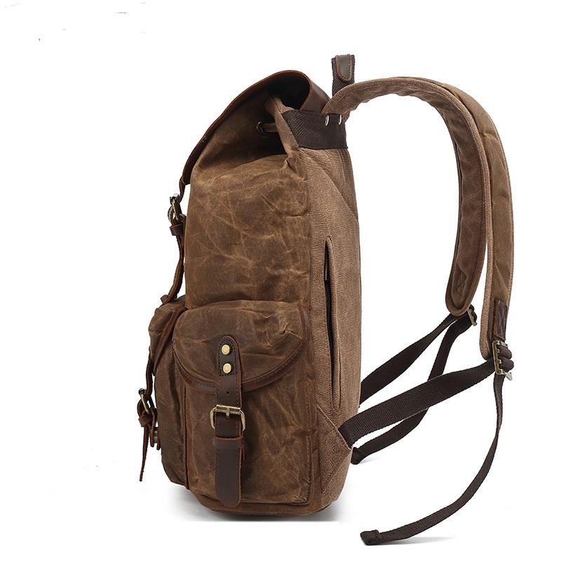 Bastion – Waxed Canvas Field Ruck